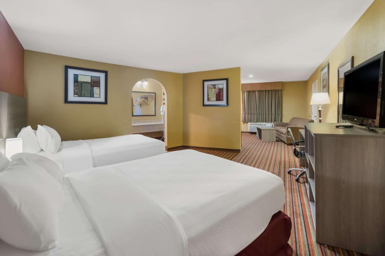 Surestay Hotel By Best Western Mt Pleasant Mount Pleasant Экстерьер фото