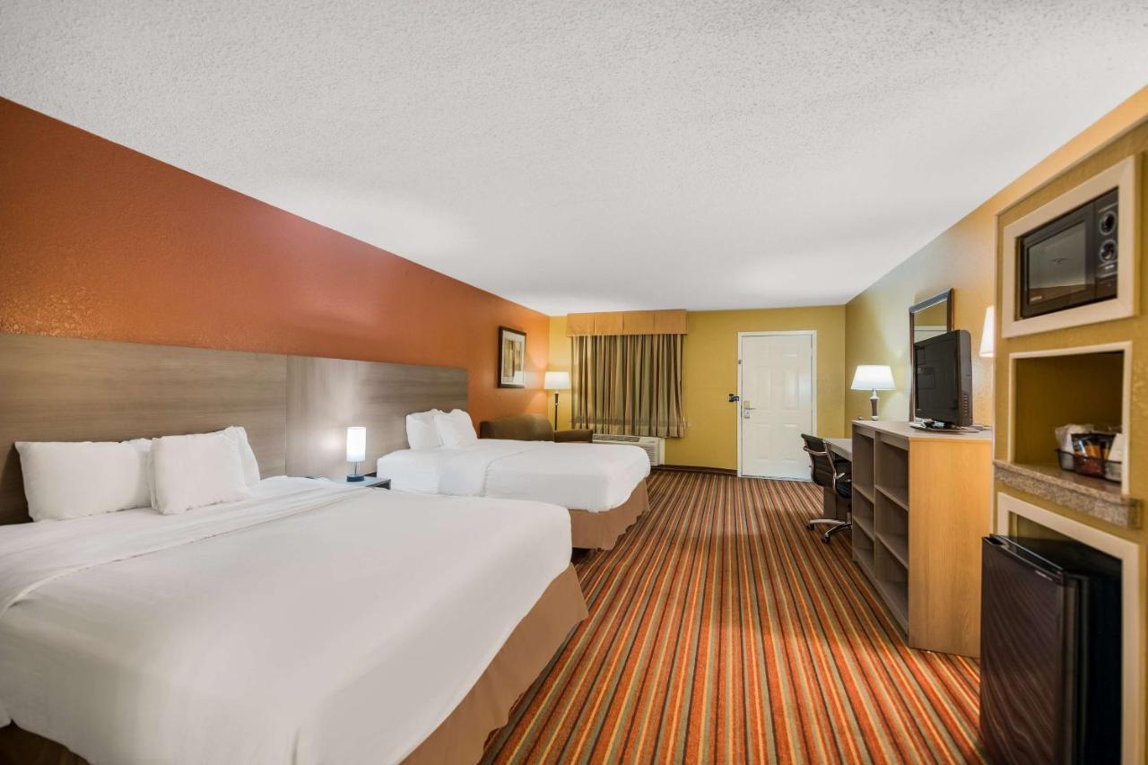 Surestay Hotel By Best Western Mt Pleasant Mount Pleasant Экстерьер фото