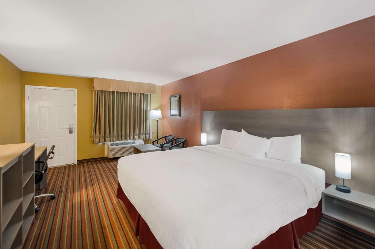 Surestay Hotel By Best Western Mt Pleasant Mount Pleasant Экстерьер фото