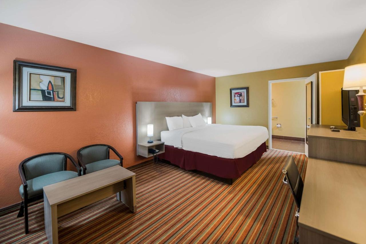 Surestay Hotel By Best Western Mt Pleasant Mount Pleasant Экстерьер фото