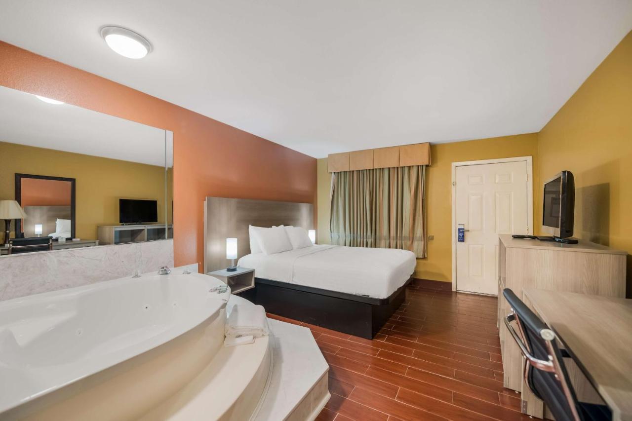 Surestay Hotel By Best Western Mt Pleasant Mount Pleasant Экстерьер фото